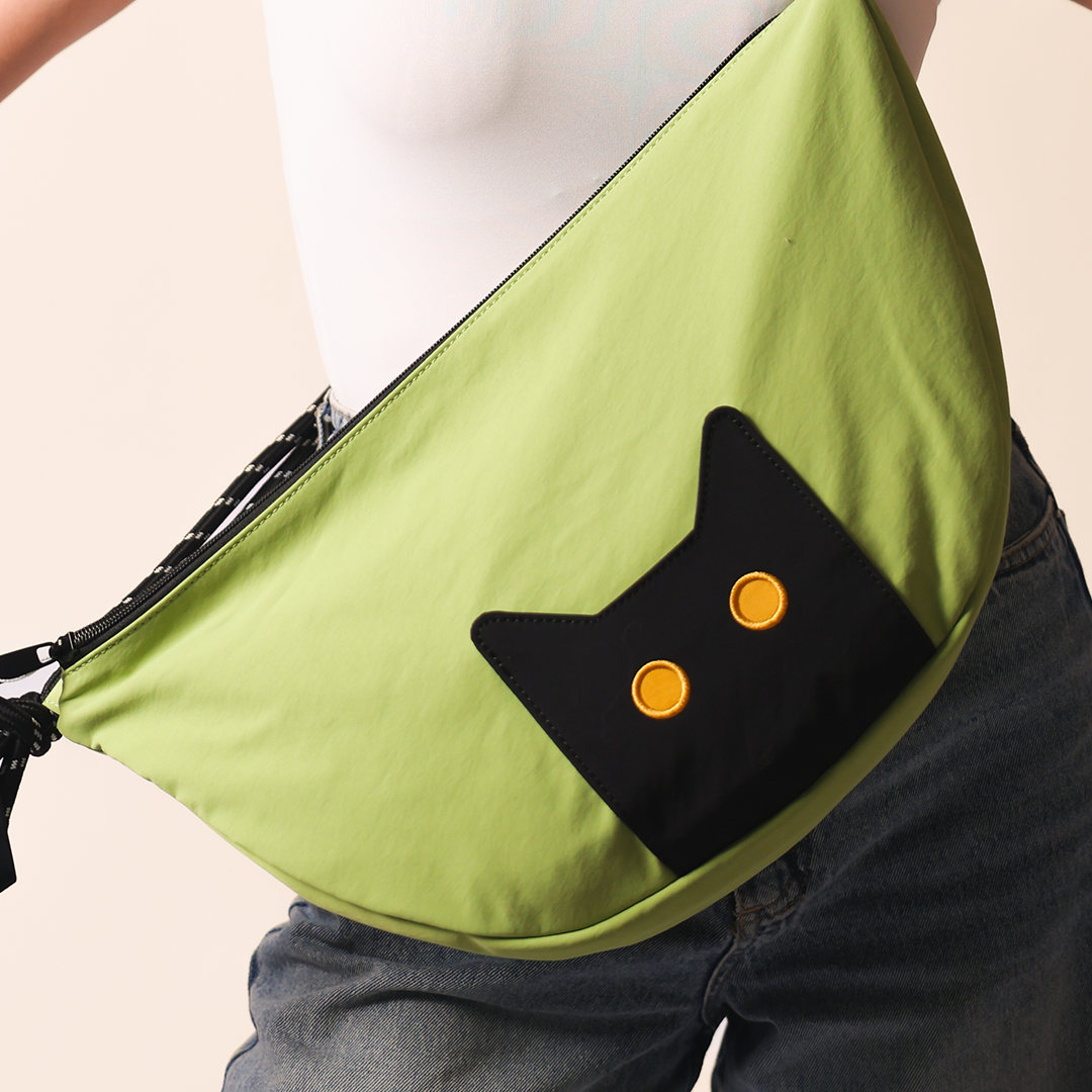 The Prowl Curve Crossbody